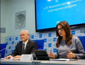 В Татарстане разработали арктический снегоход. В паре с ним – плавающая версия