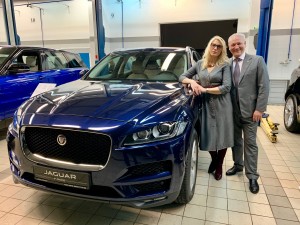 Сергей Майоров с супругой принял участие в торжественном открытии дилерского центра Jaguar Land Rover холдинга «Рось-Авто»