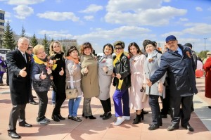 Сергей Майоров принял участие в праздничном шествии в честь 1 Мая