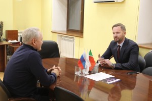 Олег Бусыгин с рабочий поездкой в г. Набережные Челны