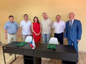 Фестиваль «Лоза и Муза» на берегу Азовского моря