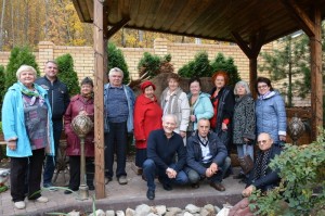 Присоединяйтесь к нашей доброй традиции проведения праздника – День старшего поколения!